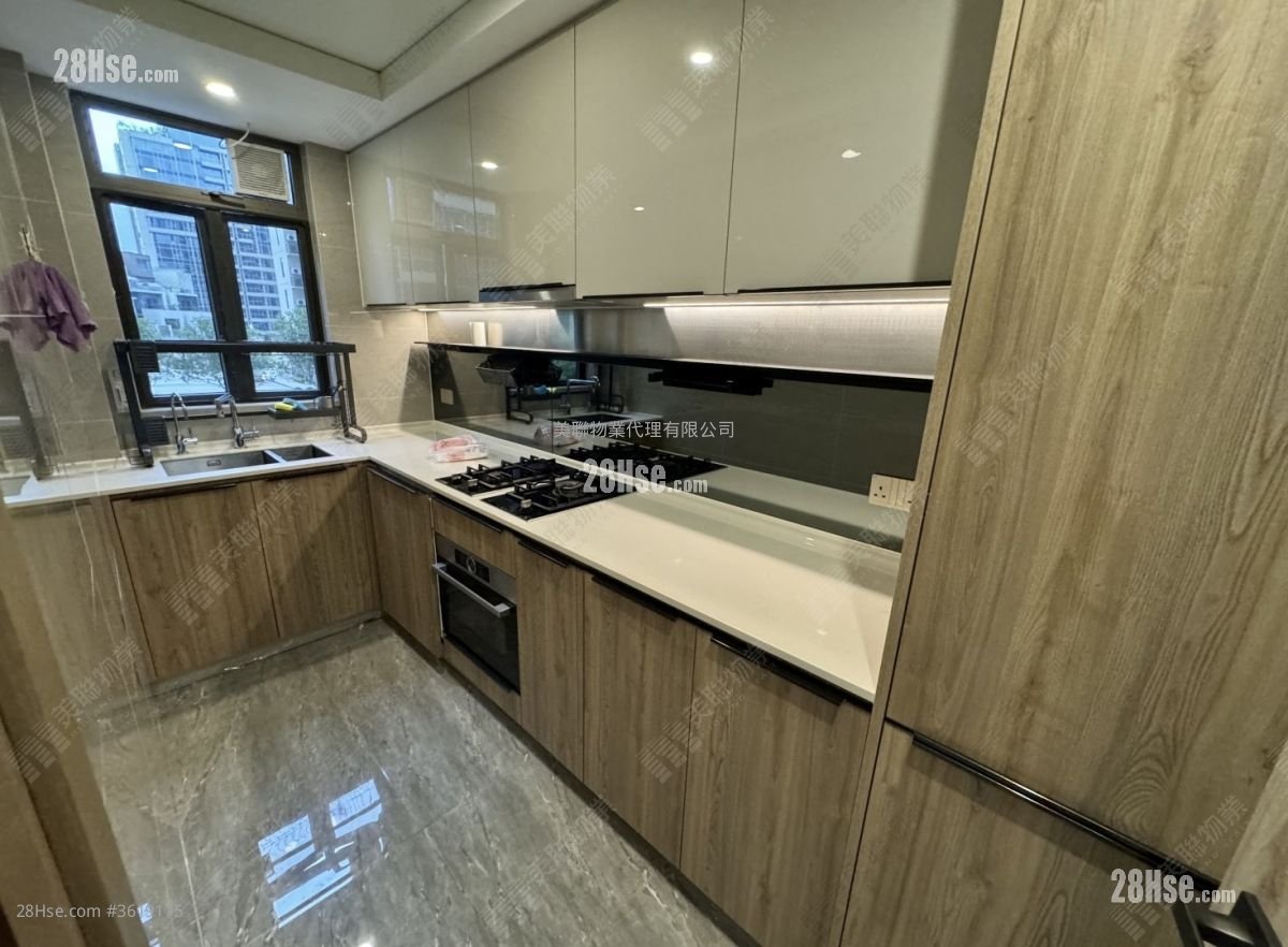 Centra Horizon Sell 2 Bedrooms , 1 Bathroom 620 ft² Centra Horizon Sell 2 Bedrooms , 1 Bathroom 620 ft²