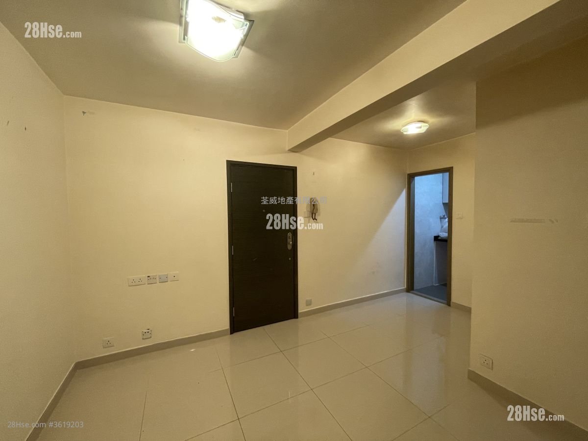 Tsuen Wan Centre Rental 324 ft² Tsuen Wan Centre Rental 324 ft²