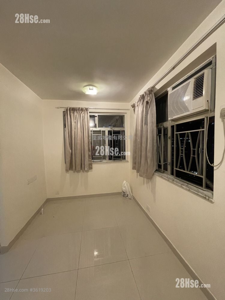 Tsuen Wan Centre Rental 324 ft² Tsuen Wan Centre Rental 324 ft²