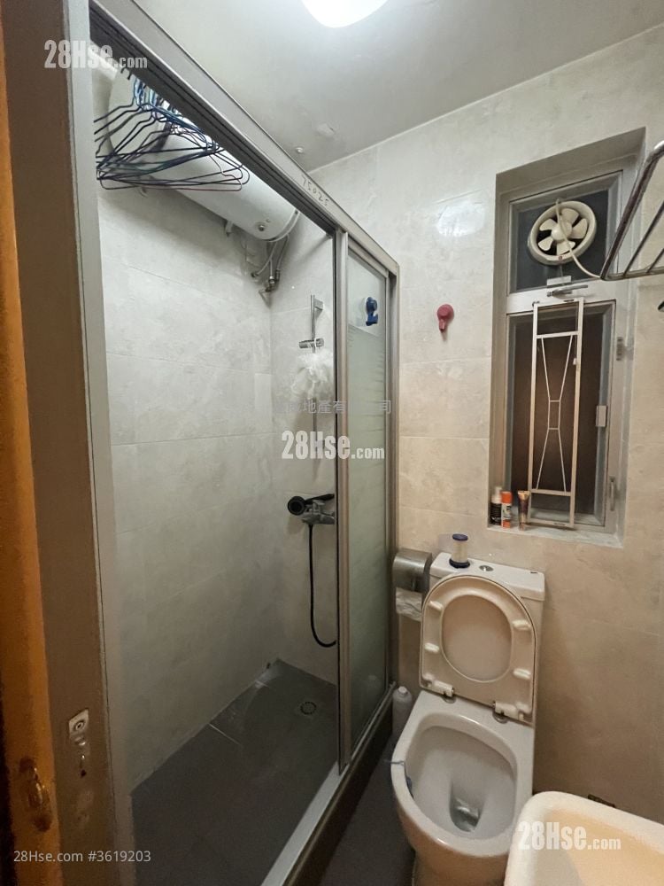 Tsuen Wan Centre Rental 324 ft² Tsuen Wan Centre Rental 324 ft²