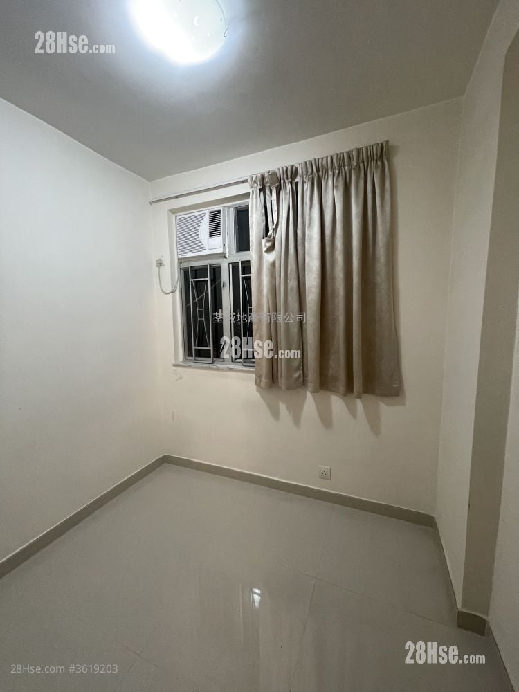 Tsuen Wan Centre Rental 324 ft² Tsuen Wan Centre Rental 324 ft²