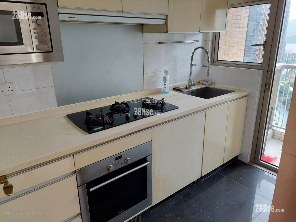 Lake Silver Sell 3 Bedrooms , 2 Bathrooms 690 ft² Lake Silver Sell 3 Bedrooms , 2 Bathrooms 690 ft²