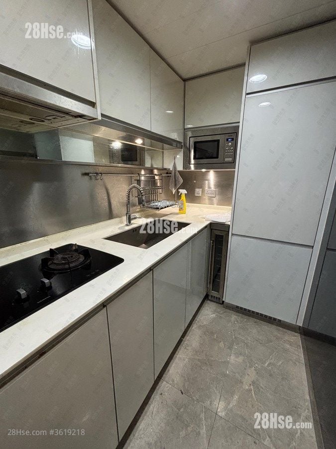 Century Gateway Sell 2 Bedrooms 485 ft² Century Gateway Sell 2 Bedrooms 485 ft²