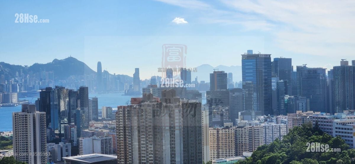 Hong Wah Court Rental 2 Bedrooms , 1 Bathroom 423 ft²