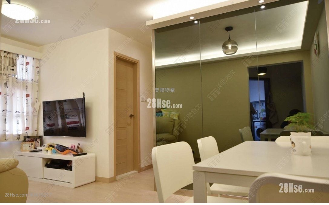 Siu Hong Court Sell 2 Bedrooms 414 ft² Siu Hong Court Sell 2 Bedrooms 414 ft²