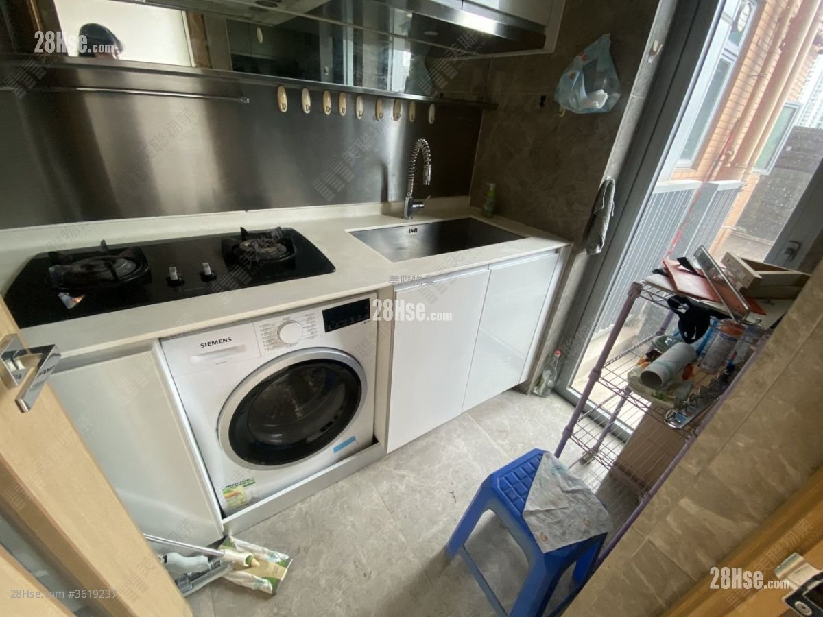 Century Gateway Sell 2 Bedrooms 474 ft² Century Gateway Sell 2 Bedrooms 474 ft²