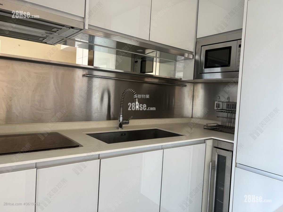 Century Gateway Sell 2 Bedrooms , 1 Bathroom 465 ft² Century Gateway Sell 2 Bedrooms , 1 Bathroom 465 ft²