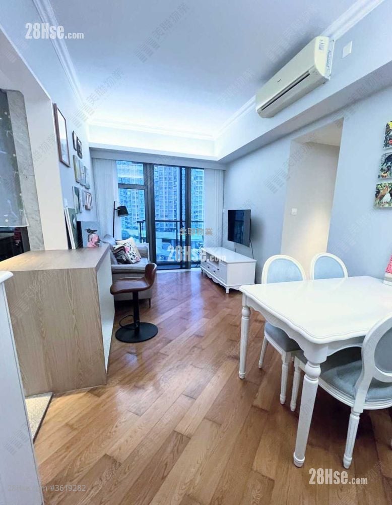 The Wings Rental 3 Bedrooms , 2 Bathrooms 648 ft²