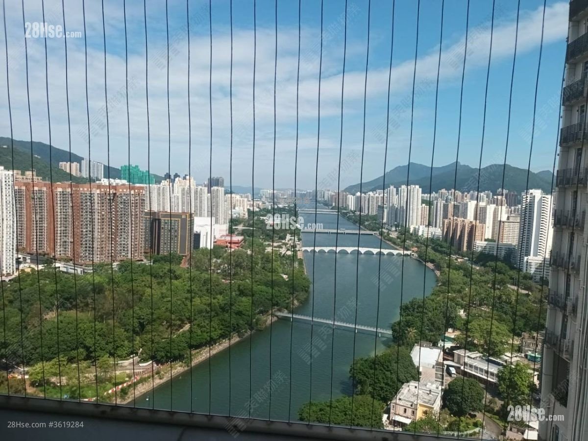 The Riverpark Rental 3 Bedrooms 826 ft² The Riverpark Rental 3 Bedrooms 826 ft²