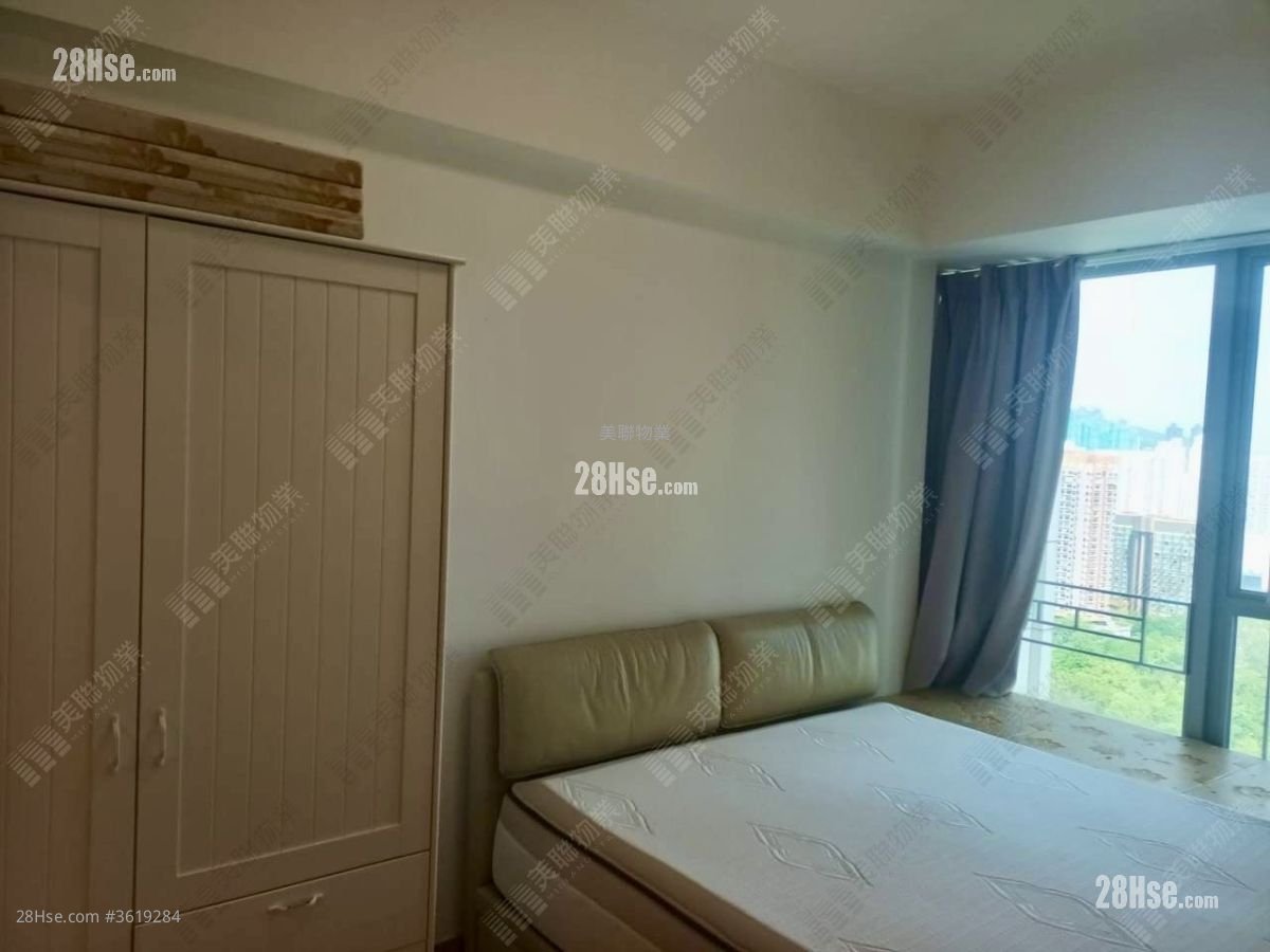 The Riverpark Rental 3 Bedrooms 826 ft² The Riverpark Rental 3 Bedrooms 826 ft²