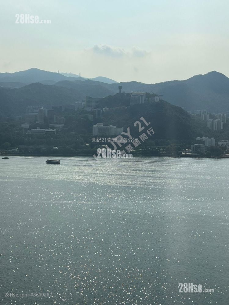 Kam Fung Court Sell 3 Bedrooms , 1 Bathroom 642 ft² Kam Fung Court Sell 3 Bedrooms , 1 Bathroom 642 ft²