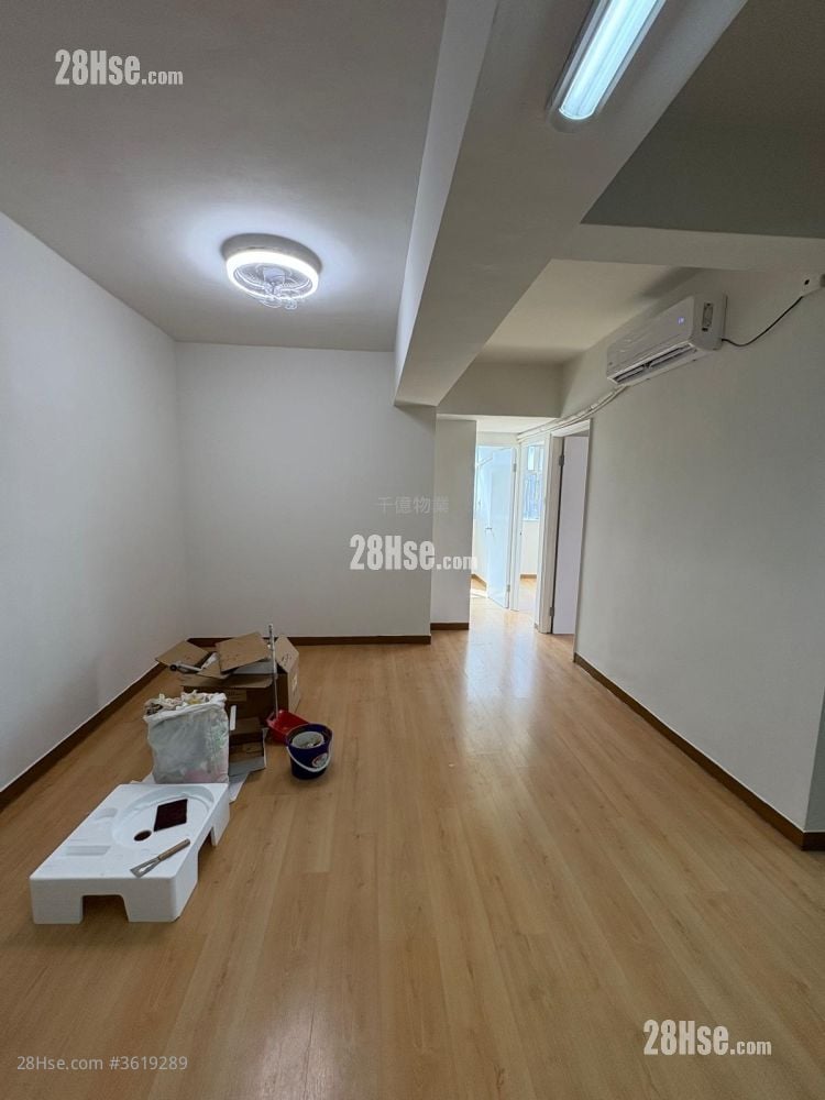 單幢樓房 售盤 3 房 672 平方呎 單幢樓房 售盤 3 房 672 平方呎