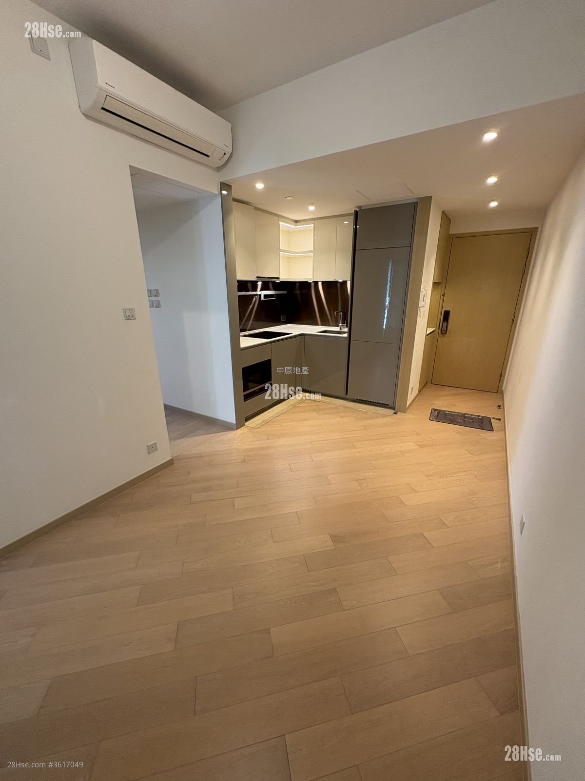 Mount Regency Sell 2 Bedrooms , 1 Bathroom 386 ft²