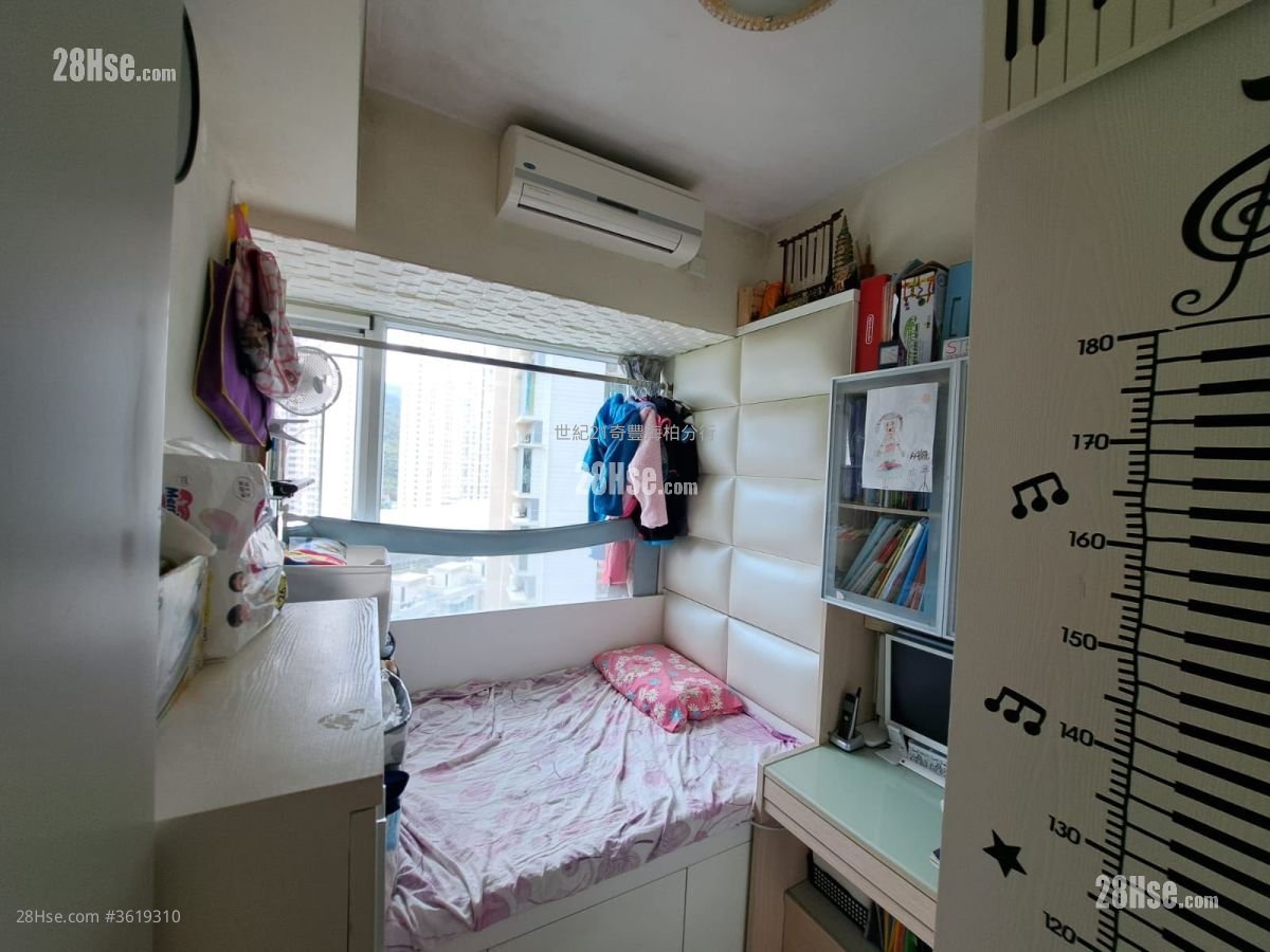 Oceanaire Sell 3 Bedrooms 666 ft² Oceanaire Sell 3 Bedrooms 666 ft²