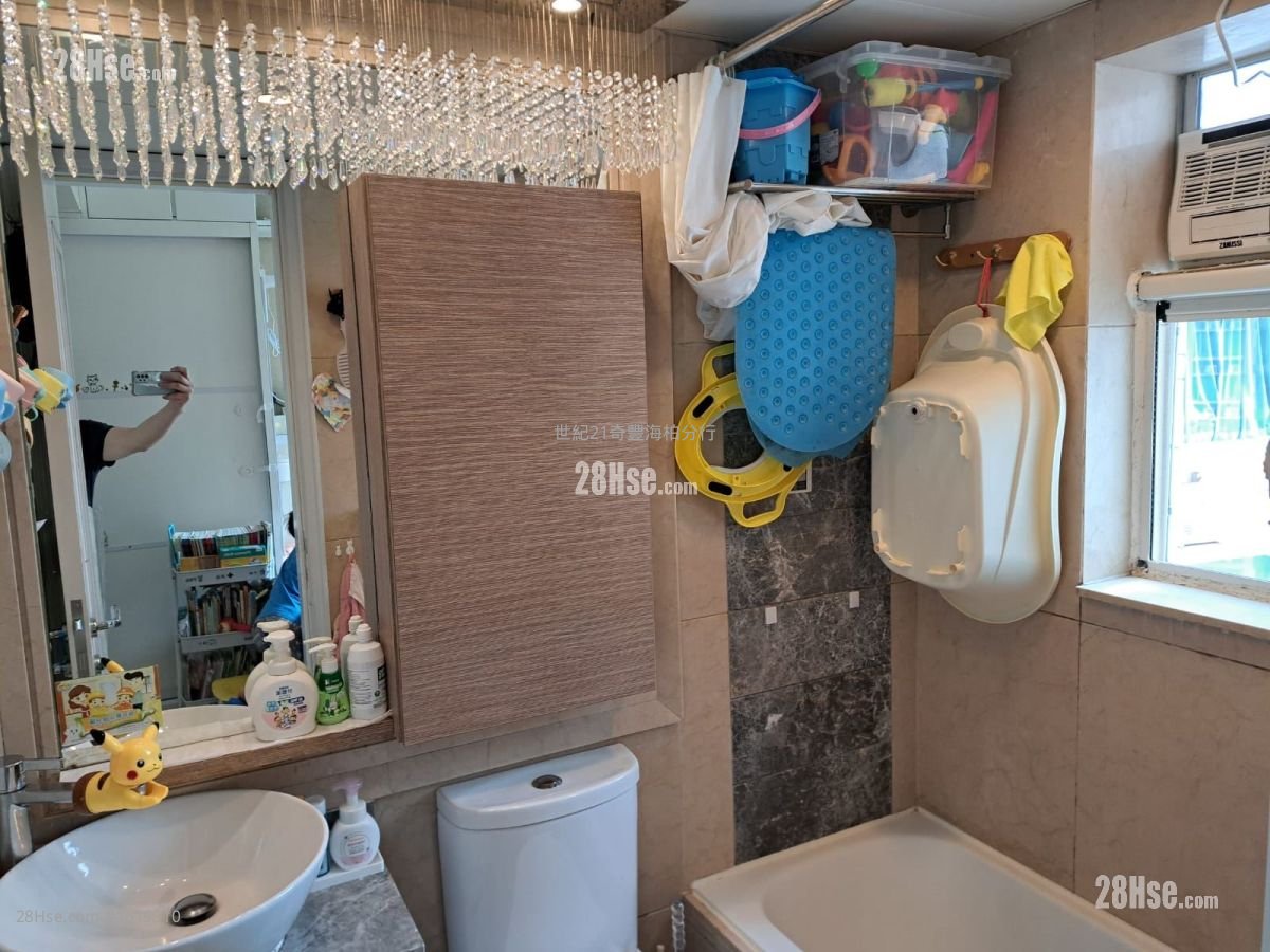 Oceanaire Sell 3 Bedrooms 666 ft² Oceanaire Sell 3 Bedrooms 666 ft²