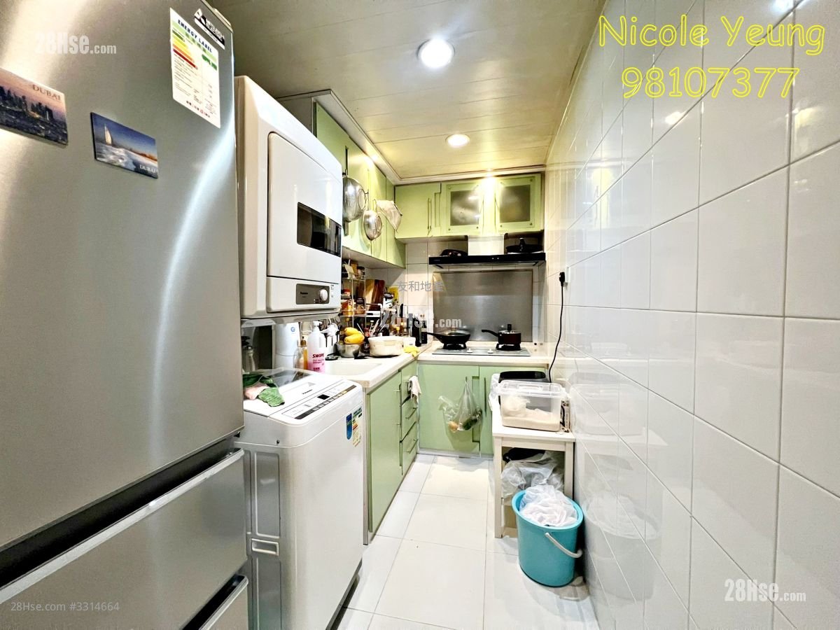 Oriental Gardens Sell 3 Bedrooms , 2 Bathrooms 917 ft² Oriental Gardens Sell 3 Bedrooms , 2 Bathrooms 917 ft²