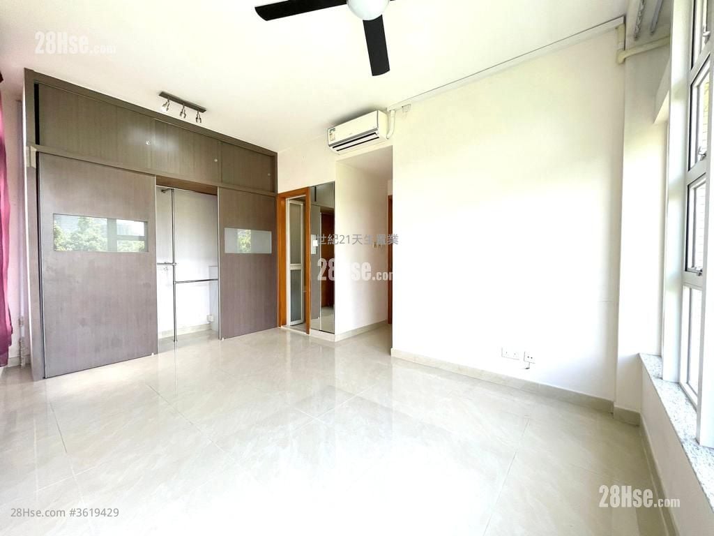 涟山 售盘 3 房 , 2 浴室 873 平方尺 涟山 售盘 3 房 , 2 浴室 873 平方尺