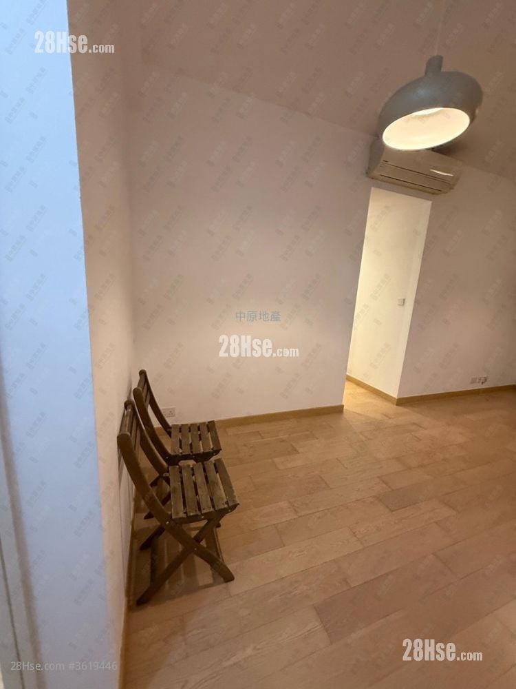 Monterey Sell 3 Bedrooms , 2 Bathrooms 713 ft² Monterey Sell 3 Bedrooms , 2 Bathrooms 713 ft²