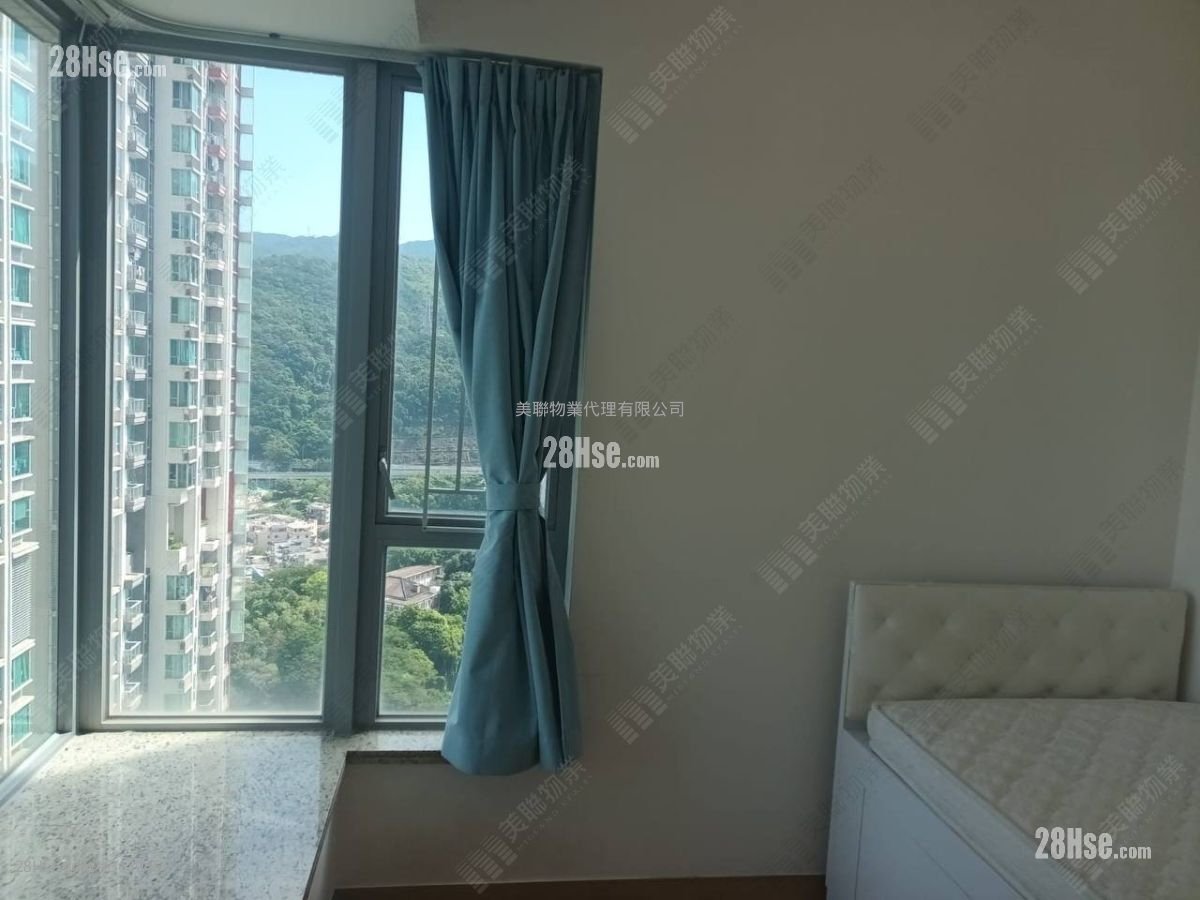 The Riverpark Rental 3 Bedrooms , 2 Bathrooms 826 ft² The Riverpark Rental 3 Bedrooms , 2 Bathrooms 826 ft²