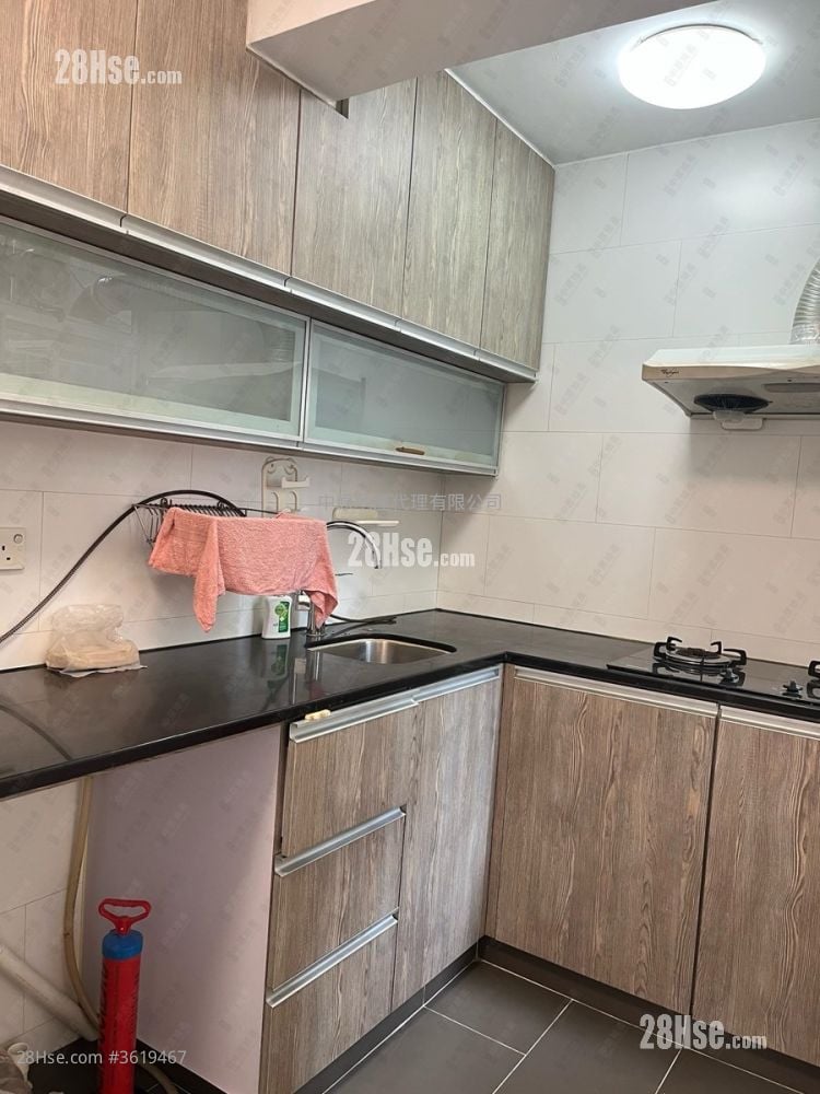 麗城花園 售盤 3 房 , 2 浴室 728 平方呎 麗城花園 售盤 3 房 , 2 浴室 728 平方呎