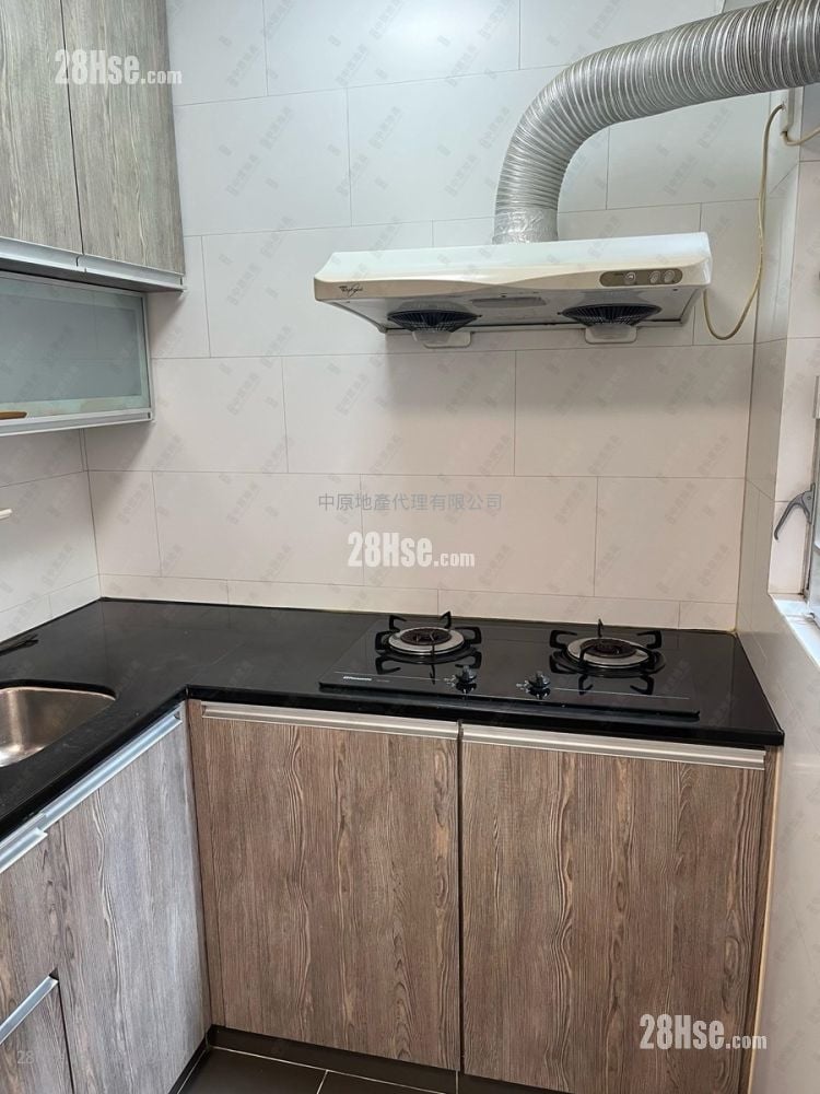 麗城花園 售盤 3 房 , 2 浴室 728 平方呎 麗城花園 售盤 3 房 , 2 浴室 728 平方呎