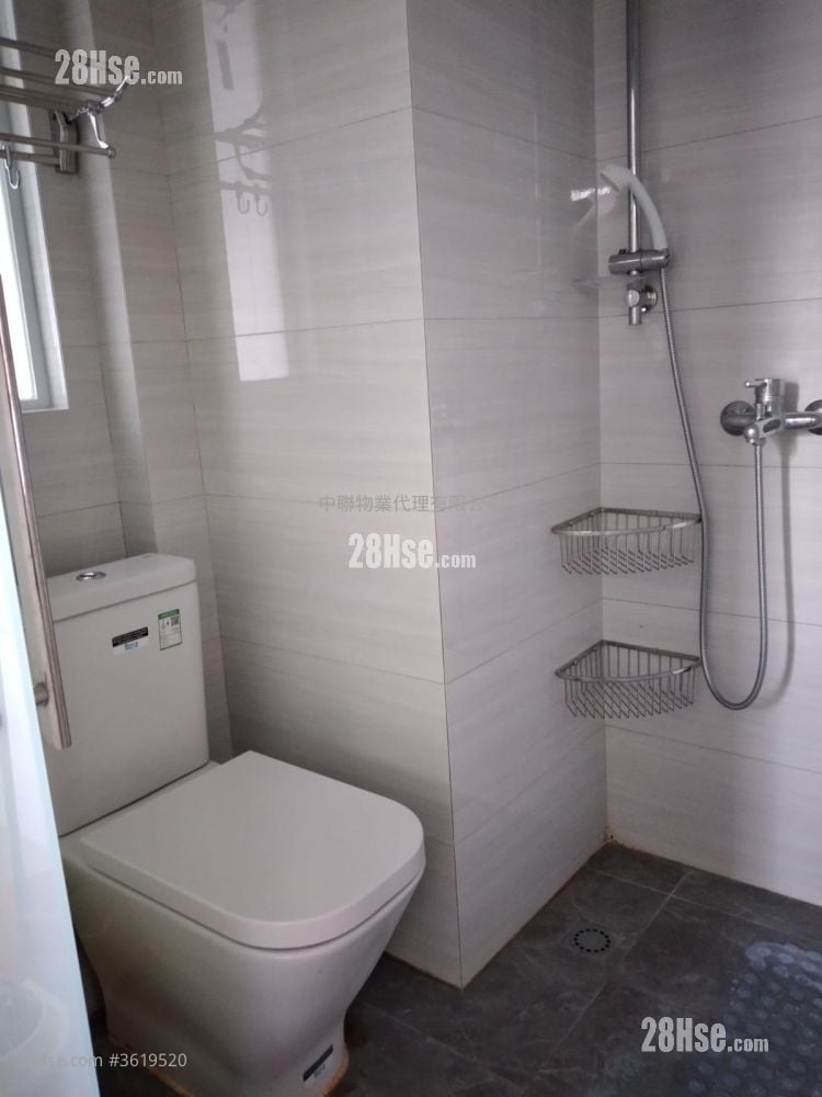 Pok Hong Estate Sell 2 Bedrooms , 1 Bathroom 381 ft² Pok Hong Estate Sell 2 Bedrooms , 1 Bathroom 381 ft²