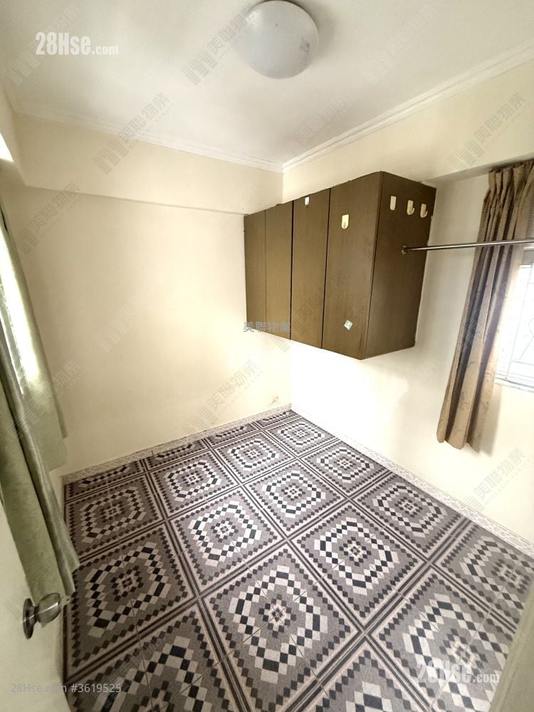 Golden Hall Building Sell 2 Bedrooms , 1 Bathroom 418 ft² Golden Hall Building Sell 2 Bedrooms , 1 Bathroom 418 ft²
