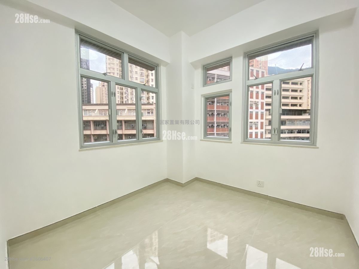 创业中心 售盘 2 房 , 1 浴室 417 平方尺