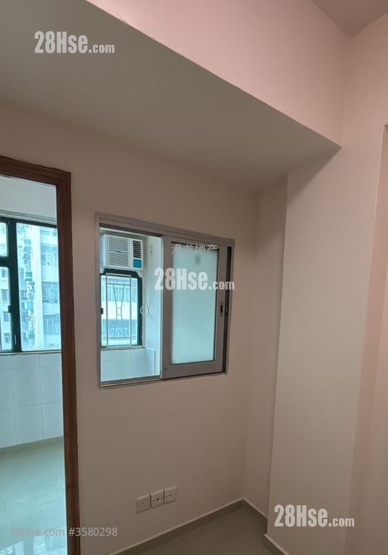 福荣街104号 租盘 1 房 , 1 浴室 160 平方尺