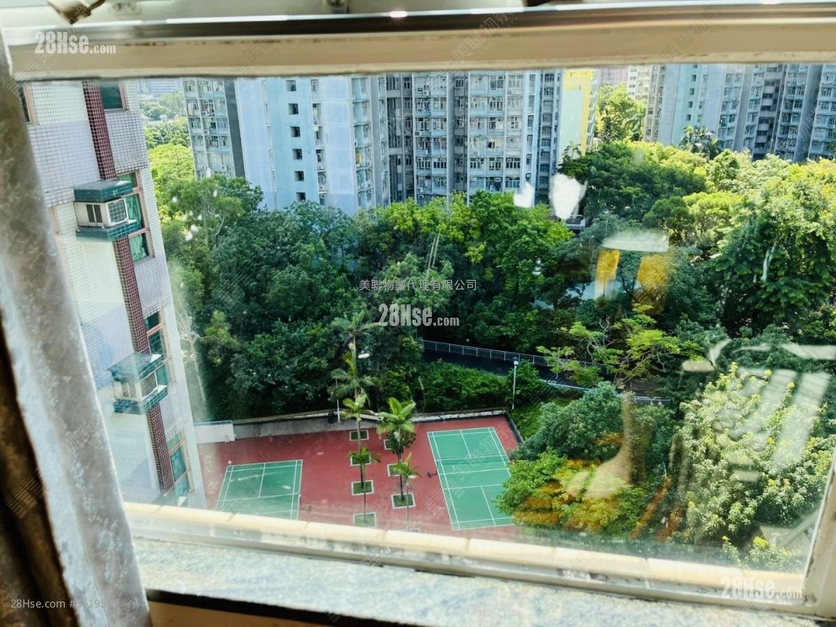 蔚翠花園 售盤 3 房 , 2 浴室 716 平方呎 蔚翠花園 售盤 3 房 , 2 浴室 716 平方呎