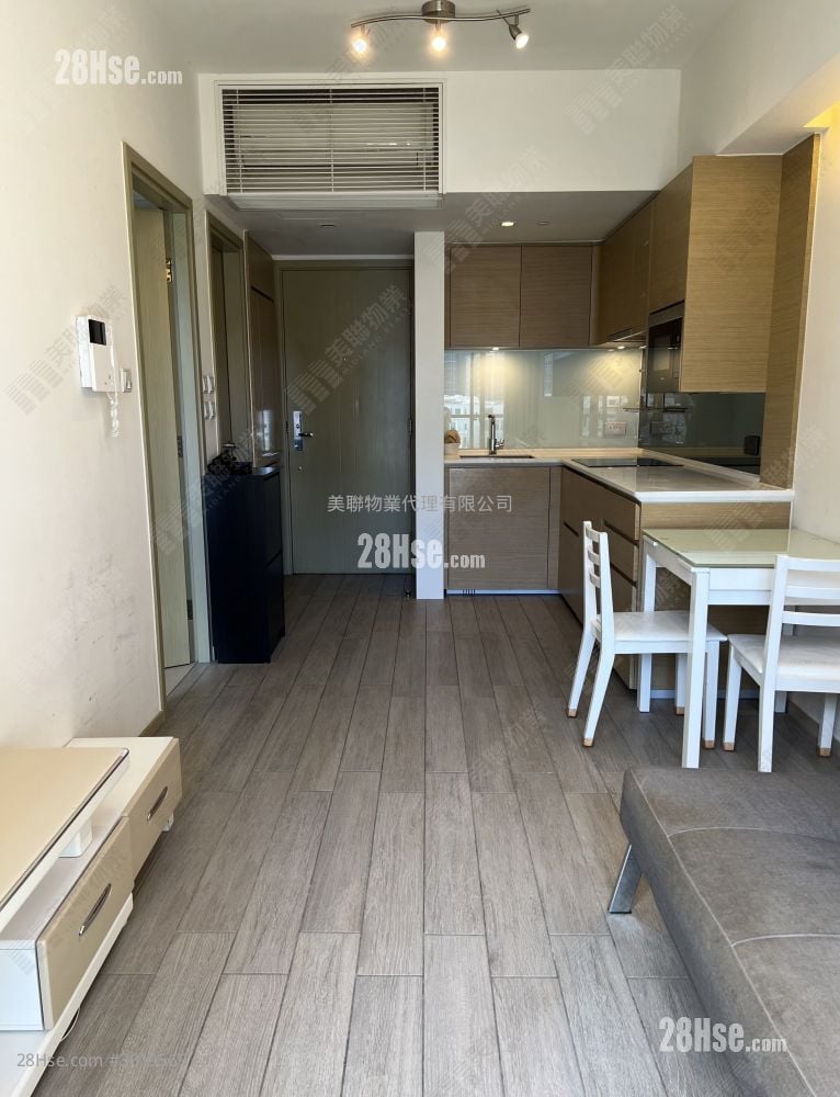 The Wings Sell 1 Bedroom , 1 Bathroom 362 ft² The Wings Sell 1 Bedroom , 1 Bathroom 362 ft²