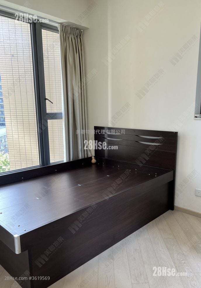 The Wings Sell 1 Bedroom , 1 Bathroom 362 ft² The Wings Sell 1 Bedroom , 1 Bathroom 362 ft²