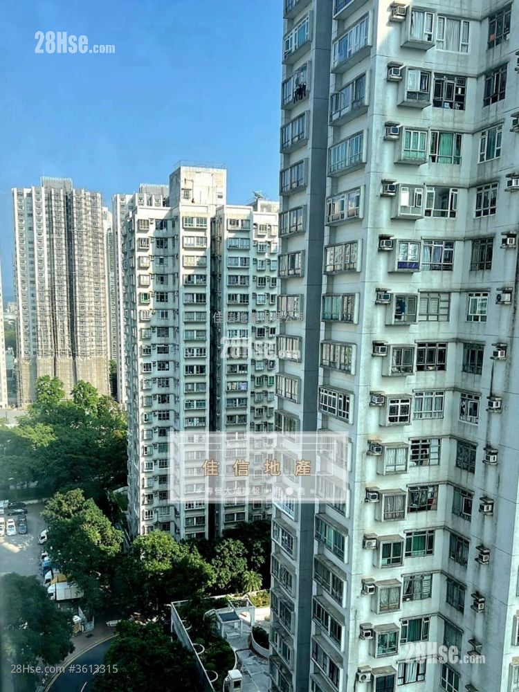 Tai Po Plaza Sell 2 Bedrooms , 1 Bathroom Tai Po Plaza Sell 2 Bedrooms , 1 Bathroom