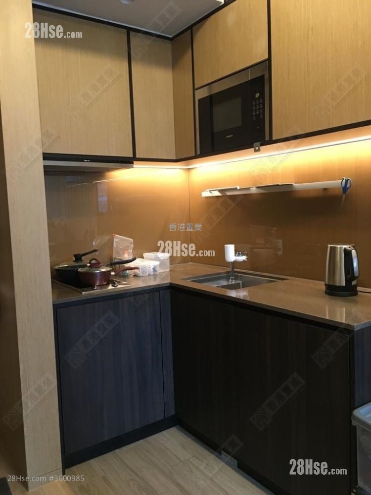 Cetus Square Mile Rental 2 Bedrooms , 1 Bathroom 308 ft²