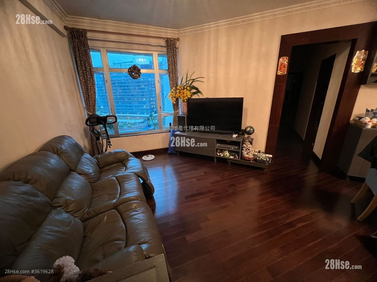 黃埔花園 售盤 4 房 , 2 浴室 860 平方呎 黃埔花園 售盤 4 房 , 2 浴室 860 平方呎