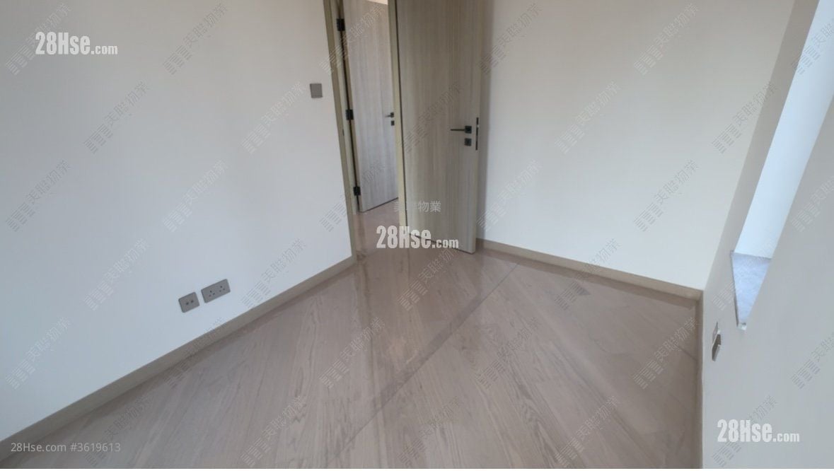 The Arles Sell 3 Bedrooms , 1 Bathroom 676 ft² The Arles Sell 3 Bedrooms , 1 Bathroom 676 ft²