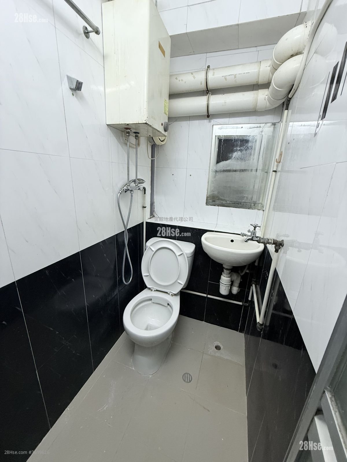 Kam Bo Building Rental 1 Bedroom 200 ft² Kam Bo Building Rental 1 Bedroom 200 ft²