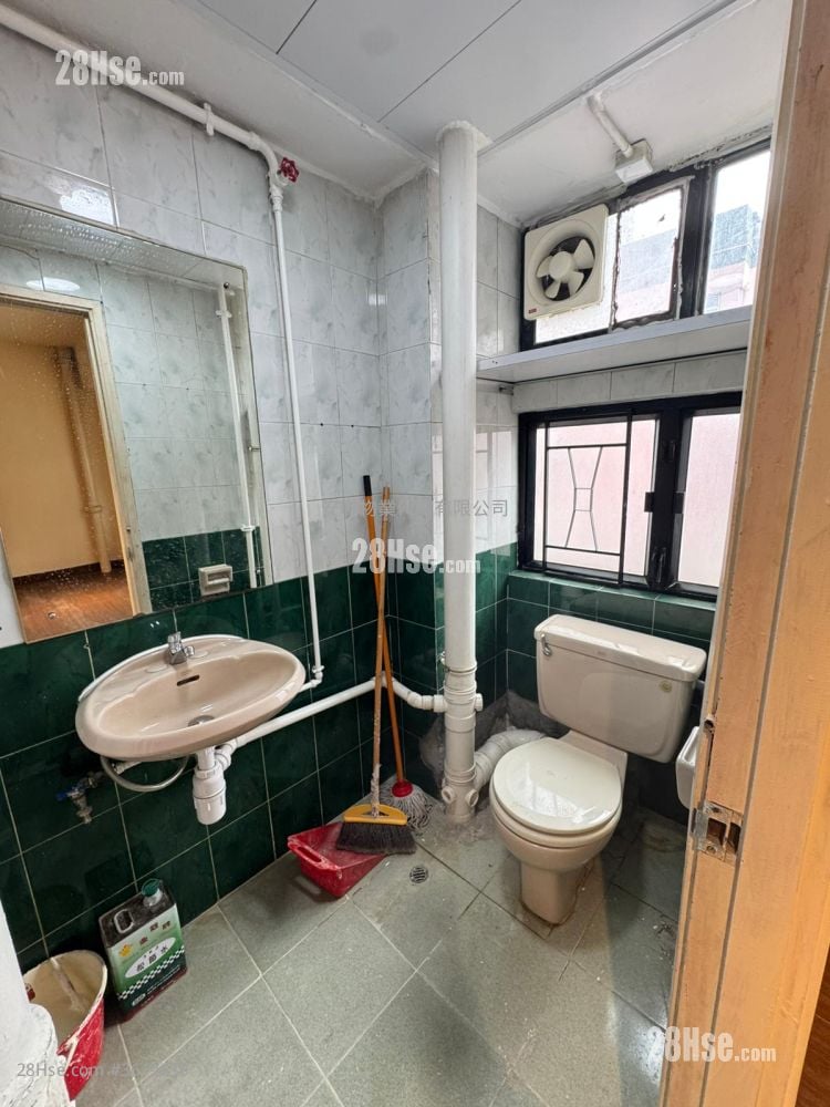 兆威工業大廈 租盤 1 廁所 兆威工業大廈 租盤 1 廁所