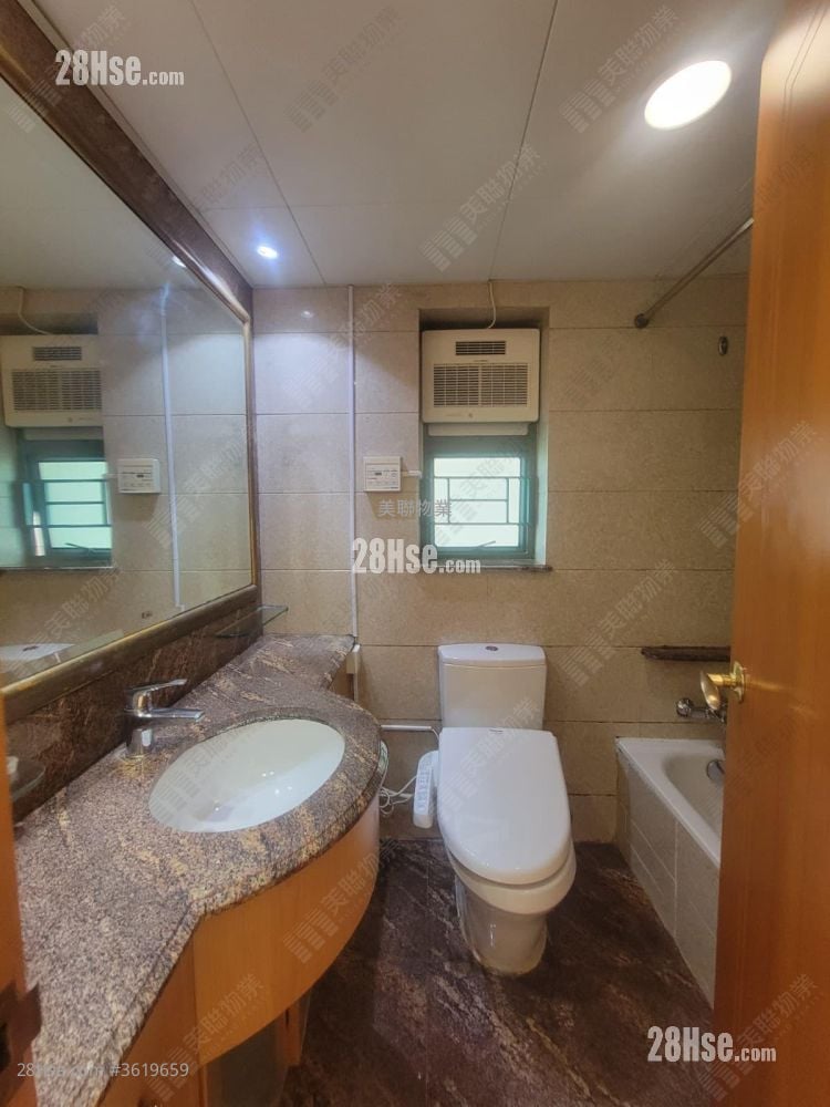 Central Park Sell 3 Bedrooms 777 ft² Central Park Sell 3 Bedrooms 777 ft²