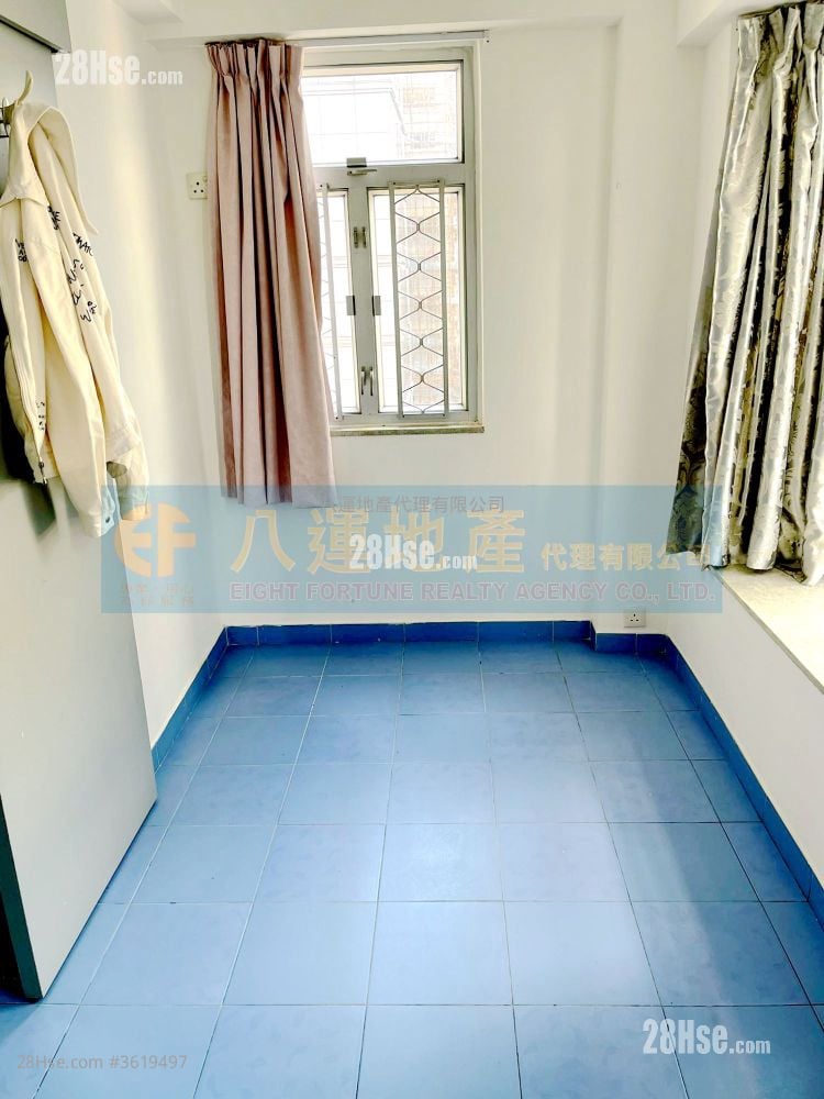 Yiu Fai Mansion Sell 2 Bedrooms , 1 Bathroom 229 ft² Yiu Fai Mansion Sell 2 Bedrooms , 1 Bathroom 229 ft²