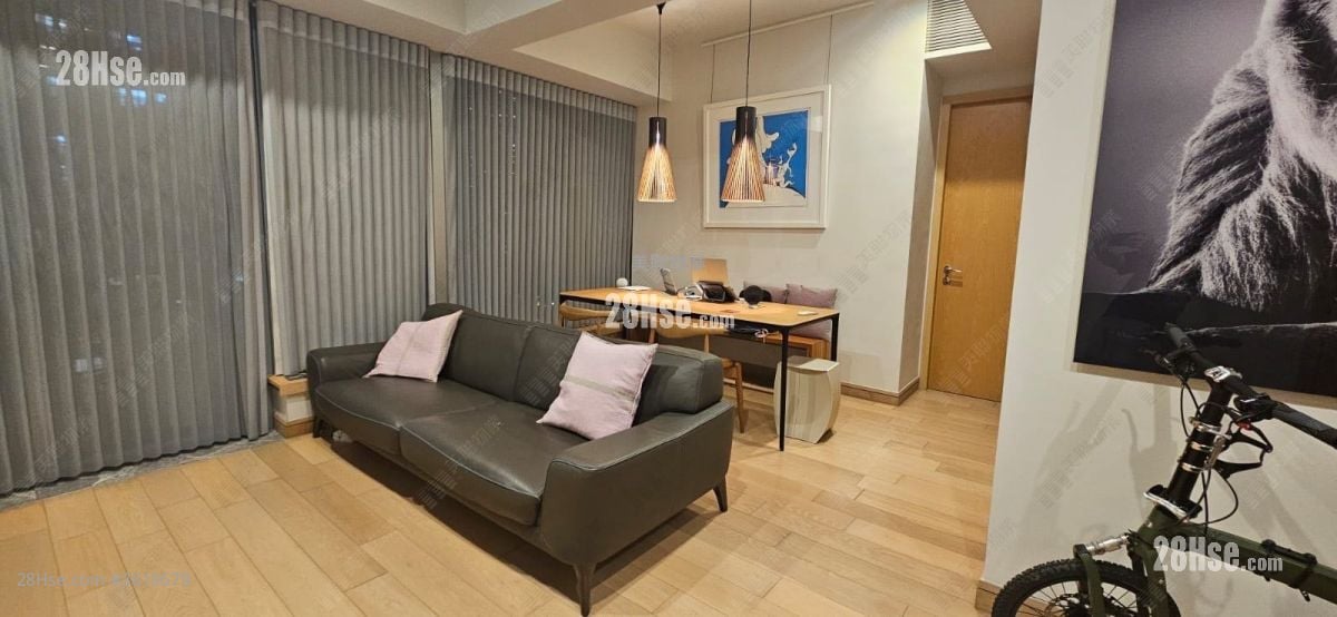 The Parkside Sell 2 Bedrooms , 2 Bathrooms 694 ft²
