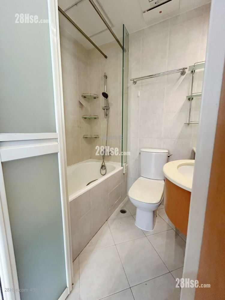 涟山 售盘 4 房 , 3 浴室 873 平方尺 涟山 售盘 4 房 , 3 浴室 873 平方尺