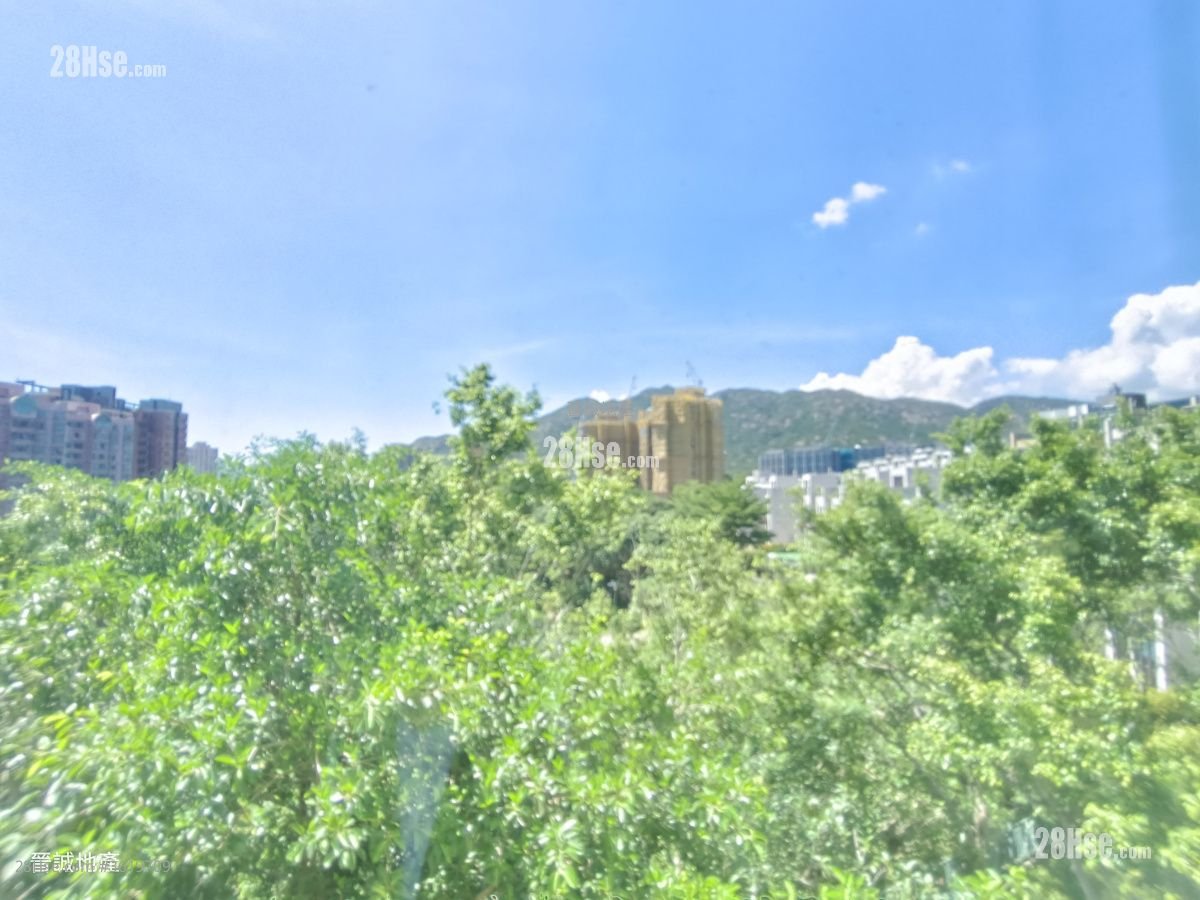 涟山 售盘 4 房 , 3 浴室 873 平方尺 涟山 售盘 4 房 , 3 浴室 873 平方尺