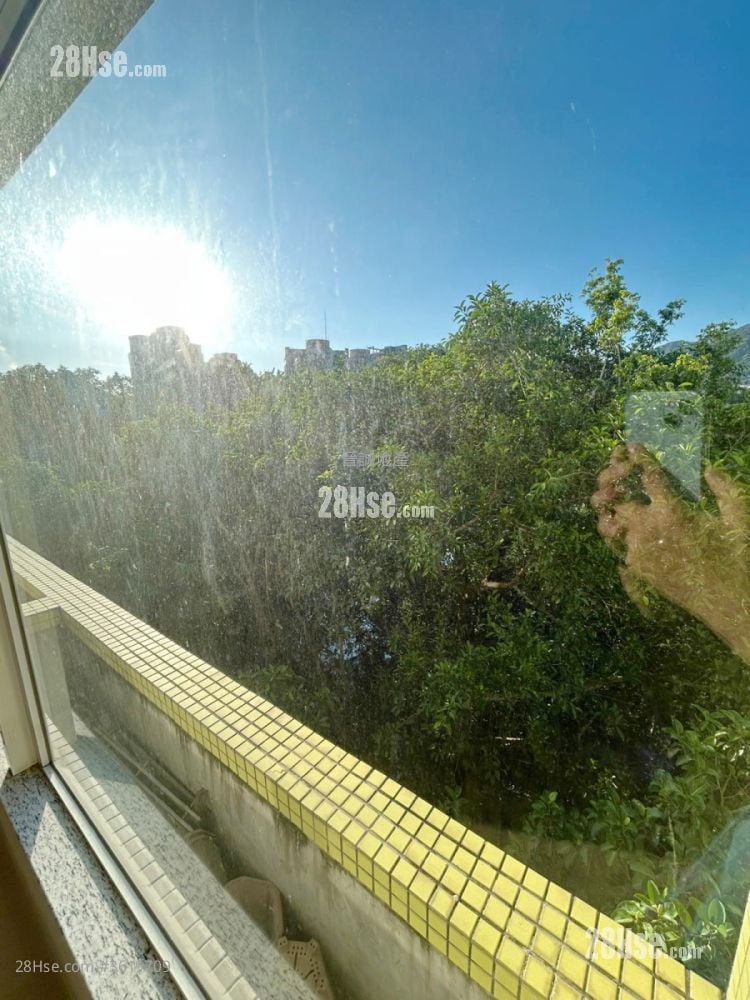 涟山 售盘 4 房 , 3 浴室 873 平方尺 涟山 售盘 4 房 , 3 浴室 873 平方尺