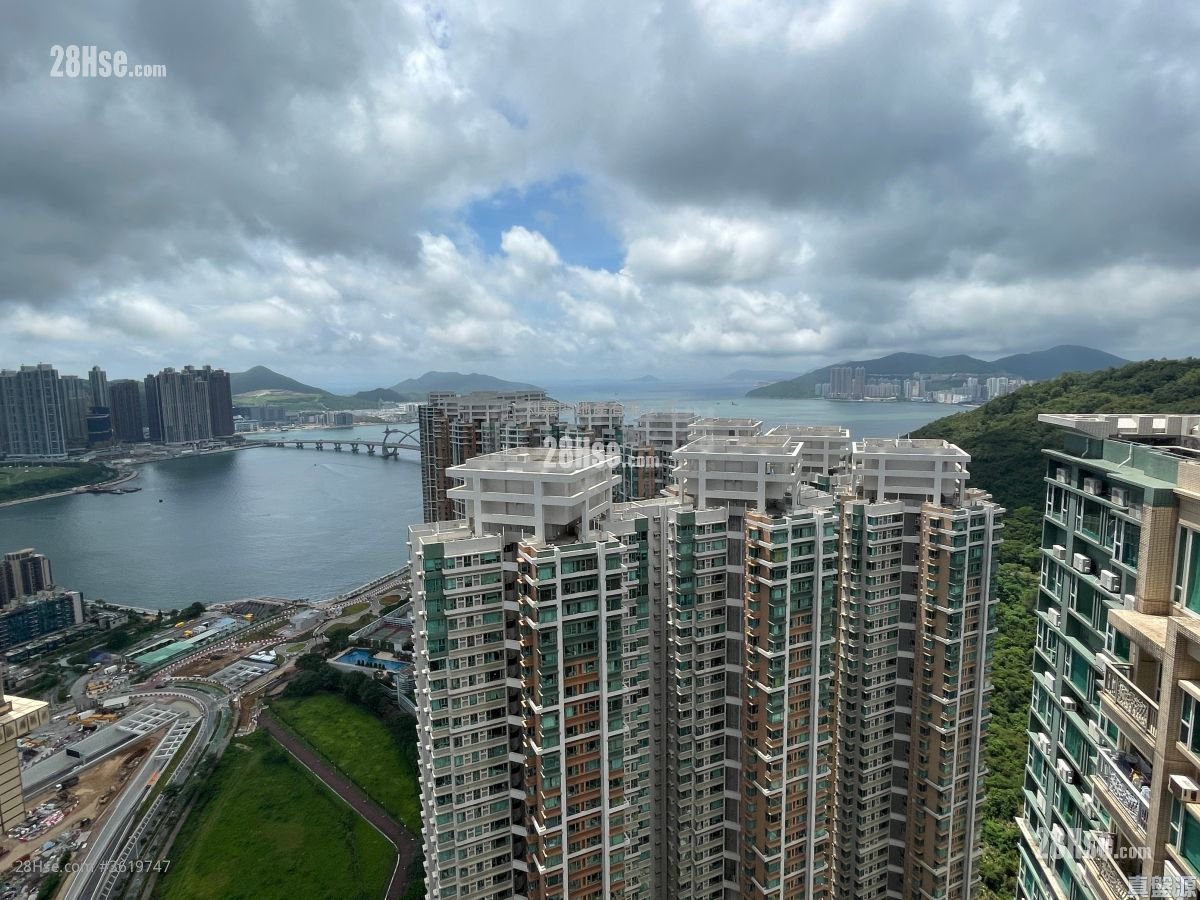 Metro Town Sell 3 Bedrooms 678 ft² Metro Town Sell 3 Bedrooms 678 ft²