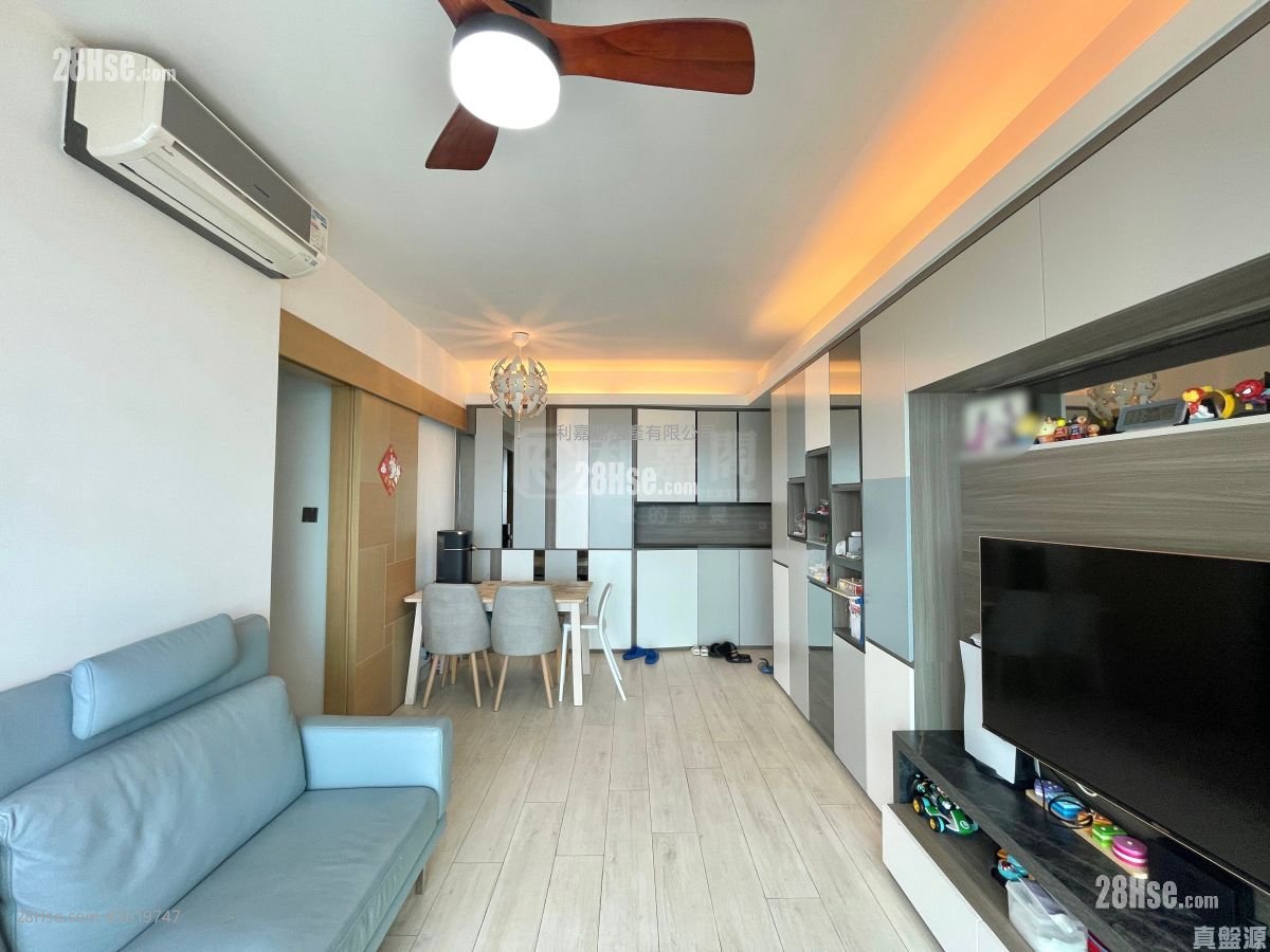 Metro Town Sell 3 Bedrooms 678 ft² Metro Town Sell 3 Bedrooms 678 ft²