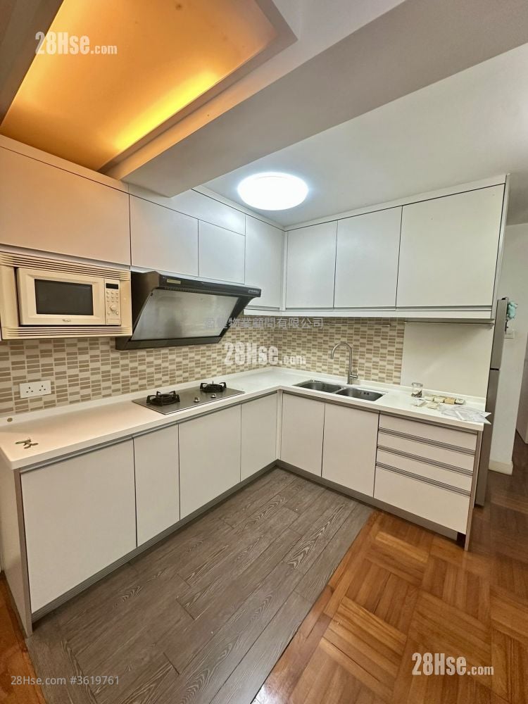 Phoenix Court Sell 3 Bedrooms , 2 Bathrooms 1,119 ft² Phoenix Court Sell 3 Bedrooms , 2 Bathrooms 1,119 ft²