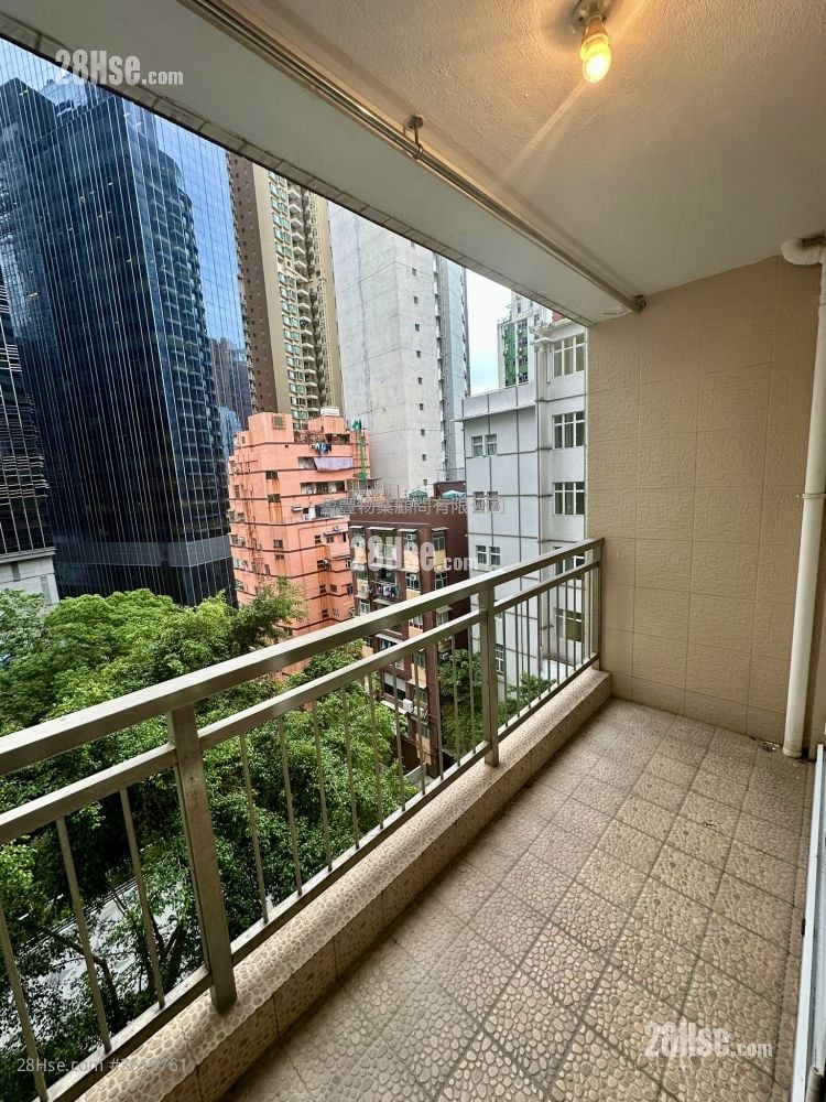 Phoenix Court Sell 3 Bedrooms , 2 Bathrooms 1,119 ft² Phoenix Court Sell 3 Bedrooms , 2 Bathrooms 1,119 ft²