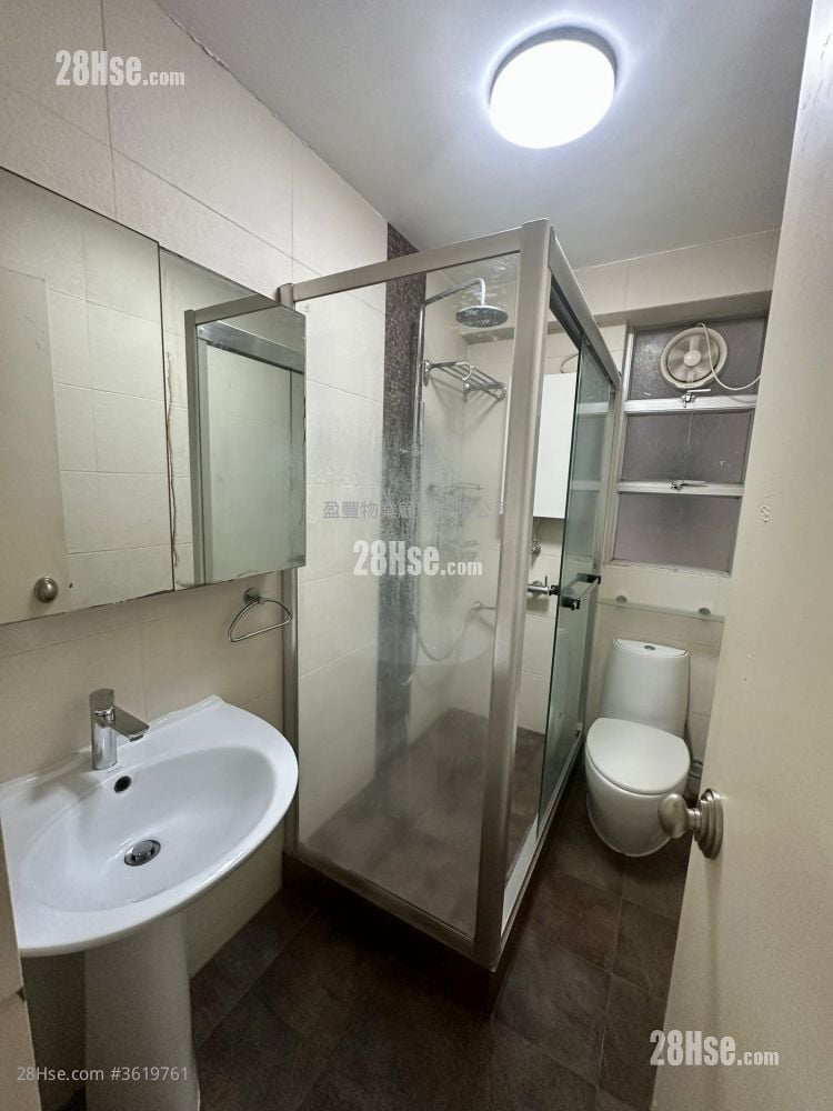 Phoenix Court Sell 3 Bedrooms , 2 Bathrooms 1,119 ft² Phoenix Court Sell 3 Bedrooms , 2 Bathrooms 1,119 ft²