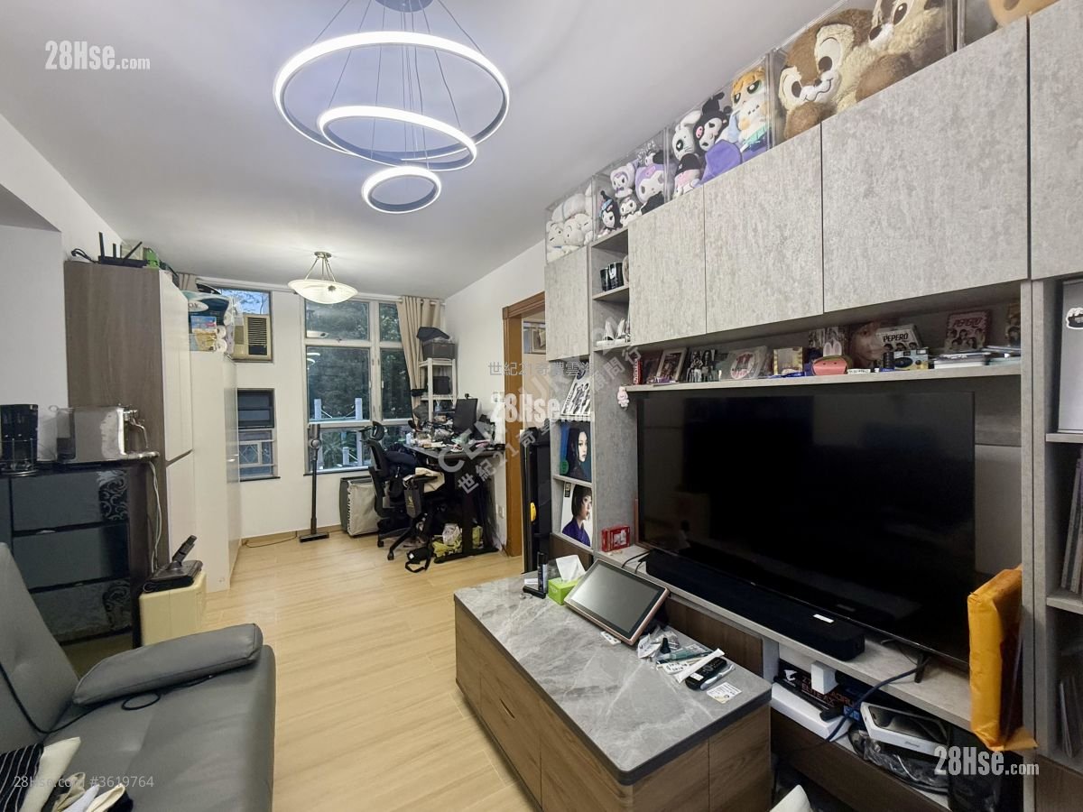 愉翠苑 售盤 2 房 519 平方呎 愉翠苑 售盤 2 房 519 平方呎